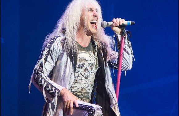 Dee Snider Argues Robert Plant, Ronnie James Dio Weren't 'Great Frontmen'