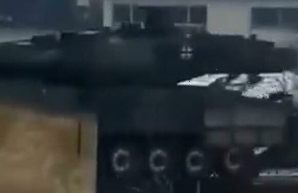 Germany's Leopard-2 tanks begin to roll towards the Ukraine
