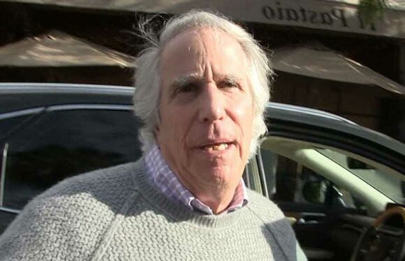 Henry Winkler Insists There's No Bad Blood with Tom Hanks