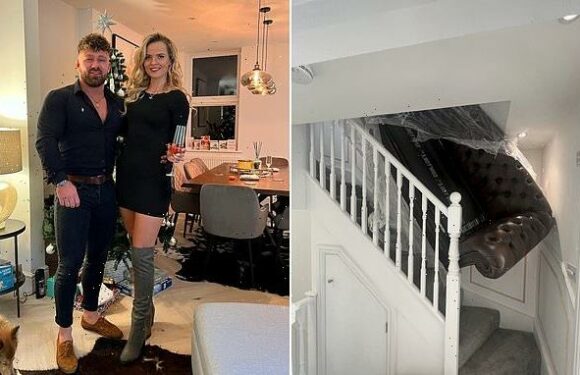 Homeowners' fury as 'delivery drivers leave sofa wedged in staircase'