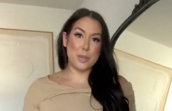 I weigh 235lbs & have an ‘apron belly’ – my favorite jeans are supportive without making your body feel 'squeezed' | The Sun