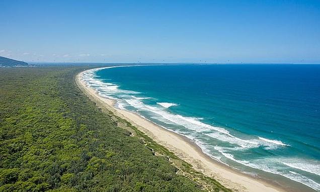 Irishman drowns while trying to save daughter on beach in Australia