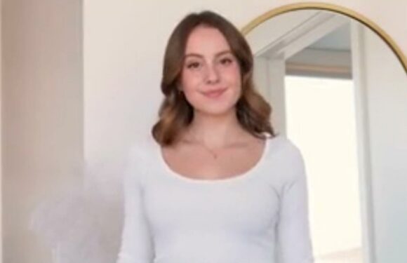 I'm a fashion whizz – the easy way to boost your boobs and turn any bra into a push-up | The Sun