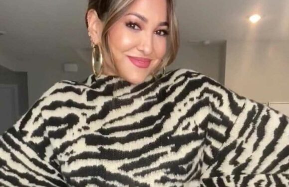 I'm a fashionista – how to turn any oversized cardigan into a cute sweater and keep cosy in winter | The Sun