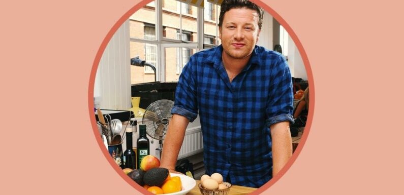 Jamie Oliver's Newest Cookbook Is Finally Here & It's Full of Easy One-Pan Meals