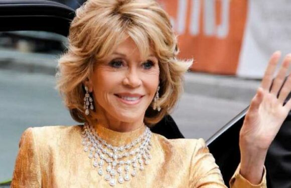 Jane Fonda To Make Thousands From Auctioning Personal Art Collection