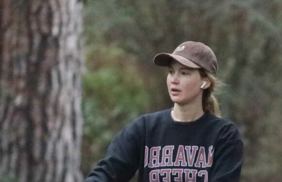 Jennifer Lawrence takes son Cy to watch the ducks swim at a Los Angeles park, more of the best photos from the first week of 2023