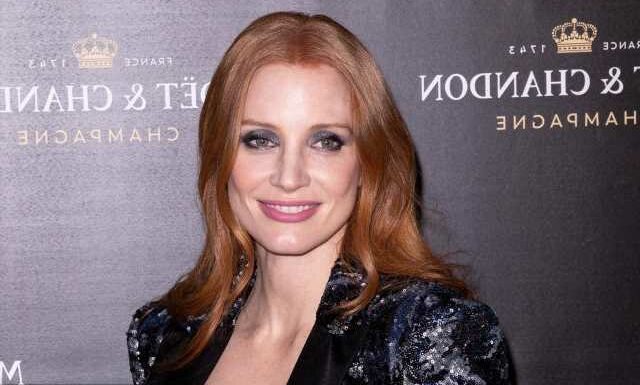 Jessica Chastain Celebrates Not Catching COVID at Golden Globes Thanks to Diamond-Encrusted Mask