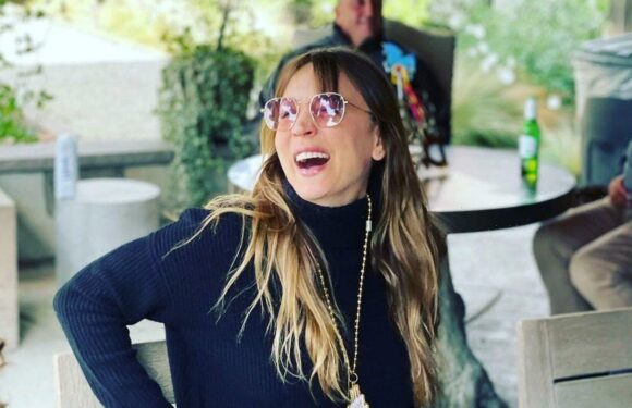 Kaley Cuoco Celebrates Pregnancy With Lavish Baby Shower