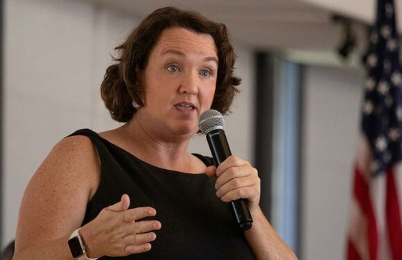 Katie Porter Announces 2024 Senate Bid in California, Challenging Dianne Feinstein’s Seat
