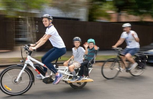 Kids but no car: Meet one of the rarest families in Melbourne