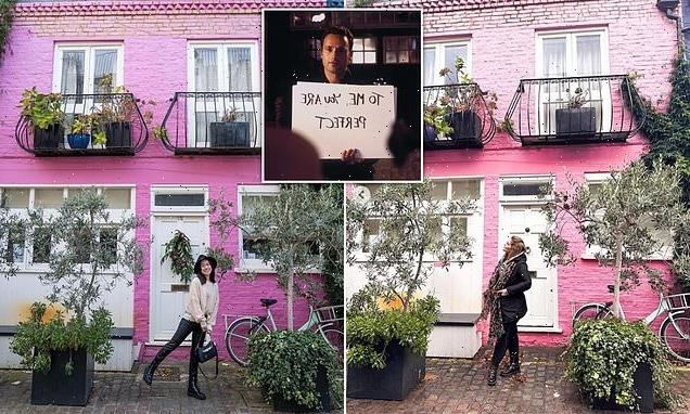 Love Actually fans taking selfies plague street made famous by movie
