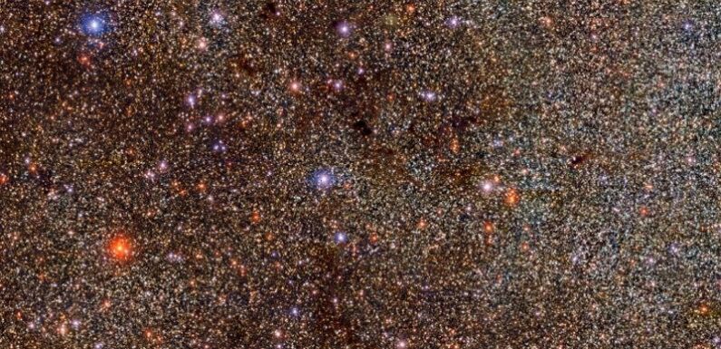 Milky Way photo shoot captures 3 billion stars