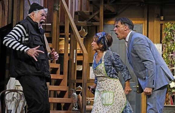 PATRICK MARMION reviews Noises Off