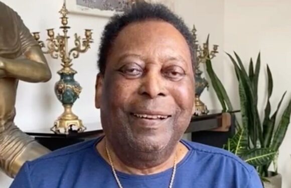 Pele Laid to Rest in Private Ceremony After His Coffin Is Carried in Santos Procession