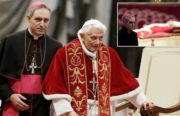 Pope Benedict XVI's personal secretary to publish tell-all book