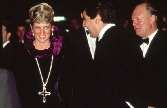 Princess Diana’s ‘bold’ pendant from 1987 may fetch ‘under £7k’ today