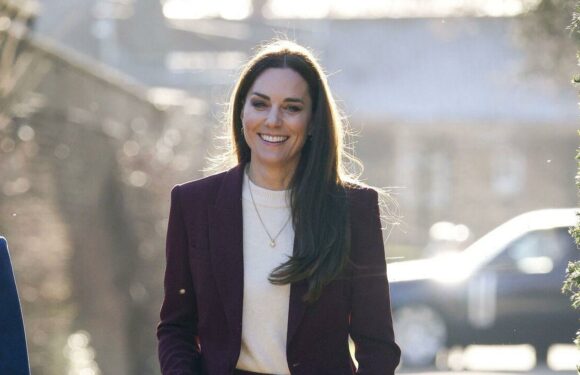 Princess Kate turns heads in purple for event with Rugby Team