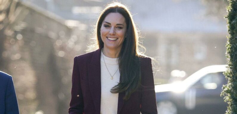 Princess Kate turns heads in purple for event with Rugby Team