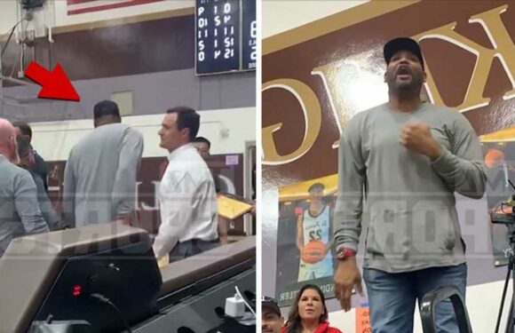 Robert Horry Ejected From Son's H.S. Basketball Game For Heckling Refs