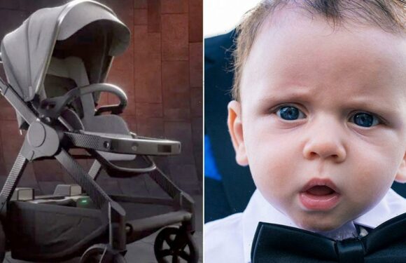 Self-driving buggy with ‘Find My Baby’ app turns your baby into a Bond villain