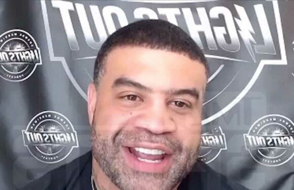 Shawne Merriman Won't Rule Out Taking MMA Fight, Any WWE Wrestlers Wanna Scrap?!