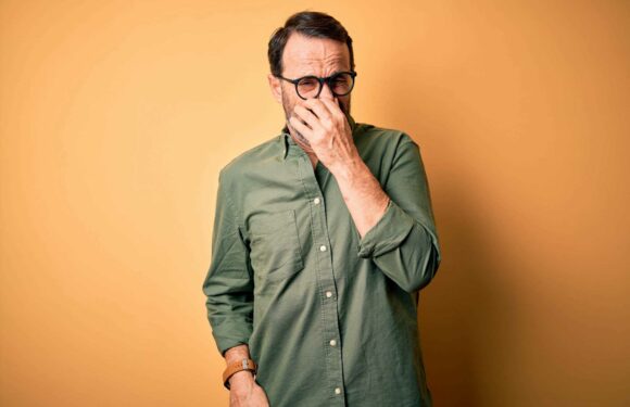 Simple test reveals if you really do have bad breath – 8 tips to combat it | The Sun
