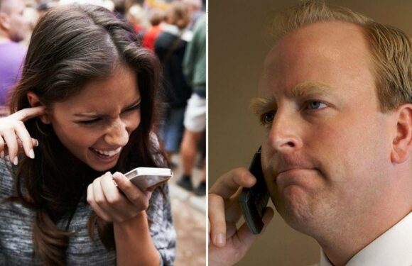 Tech firm to fine staff £1000 if they contact their colleagues on holiday