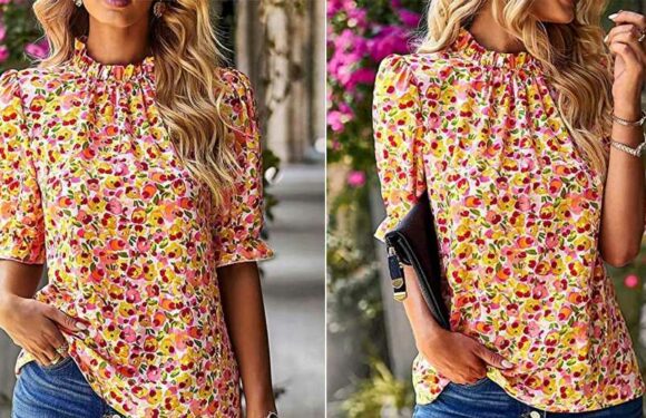 This Colorful Boho Blouse Will Add Some Color to Your Closet This Winter