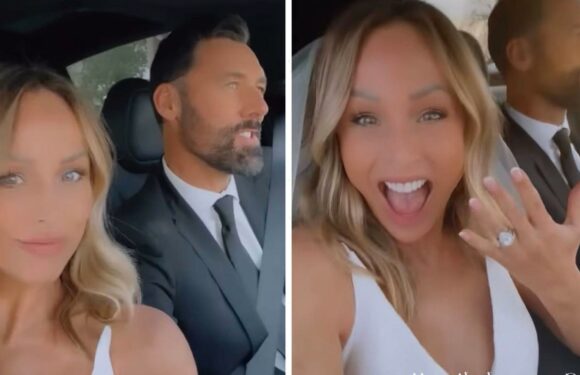 'Bachelorette' Clare Crawley Marries Ryan Dawkins, Despite Stolen Wedding Dress