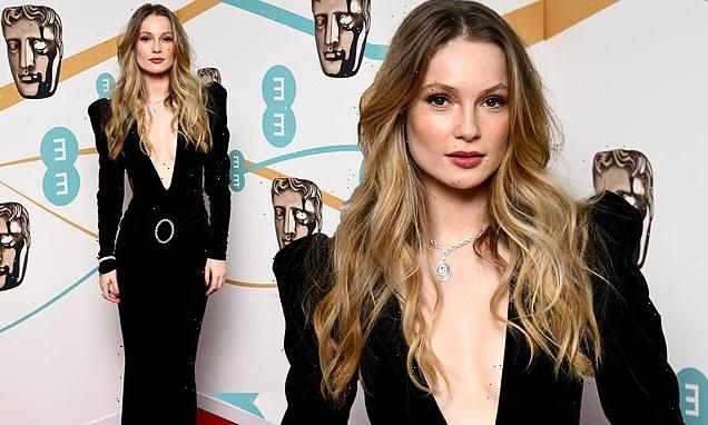 BAFTAs 2023: Hannah Dodd turns heads in a plunging velvet gown