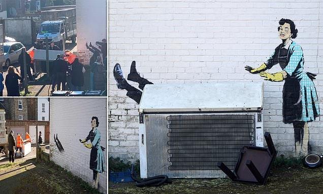 Council WILL return part of Banksy's new Valentine's Day artwork