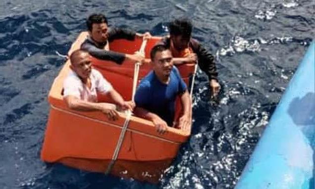 Four fishermen rescued after floating FIVE DAYS in a box in the ocean
