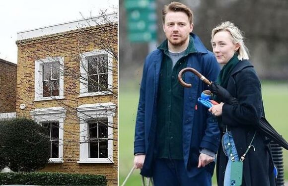 Gold star Jack Lowden and Soairse Ronan spend £2.5M on new London home