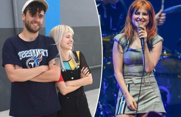 Hayley Williams subtly addresses Taylor York romance at Super Bowl 2023 show