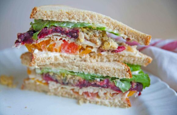 I’m a food expert – the key ingredient to use in your lunch box sandwiches to stop the bread from going soggy | The Sun