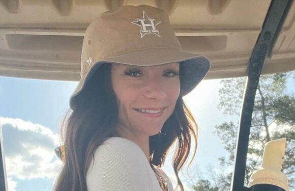 I'm a hot country girl weighing 108lb – men are obsessed with us female farmers, and I think I know why | The Sun