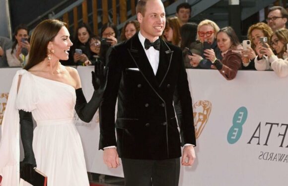 Kate Middleton wows in white at BAFTAs