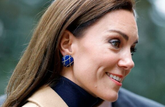 Kate wows in ‘vintage’ earrings similar to ones worn by other royal
