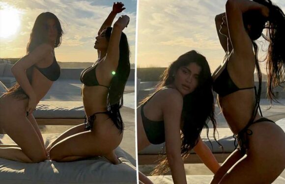 Kim Kardashian and Kylie Jenner match in string bikinis: You my twin