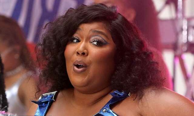 Lizzo Freaks Out Over Her Madame Tussauds Wax Figure in Hilarious Clip