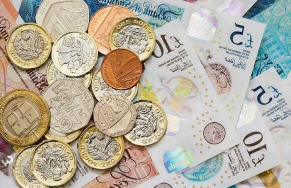 One in three Brits chose to invest their money last year despite the pressures of the financial crisis | The Sun