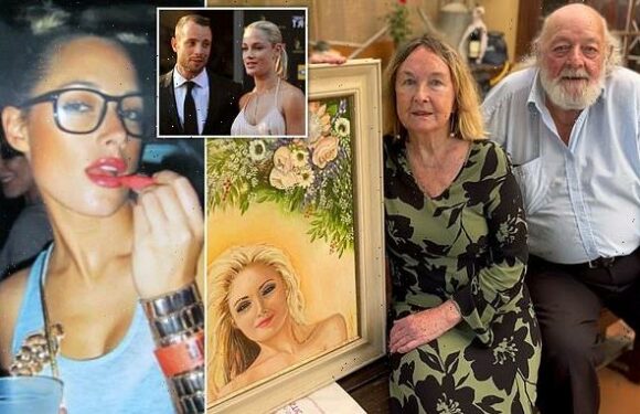 Oscar Pistorious 'wailed like a child' to Reeva Steenkamp's parents