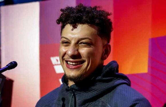 Patrick Mahomes Doesn't Know When Valentine's Day Is: 'Don't Tell' My Wife