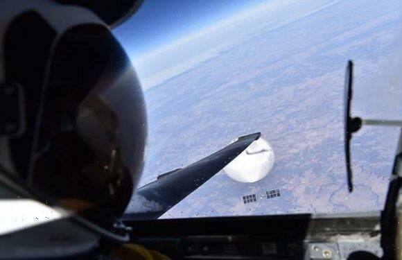 Pentagon releases U2 pilot's cockpit picture of Chinese spy balloon