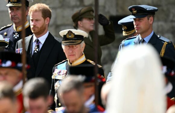 Prince William ‘remains incandescent’ over Harry stating that he’s owed an apology
