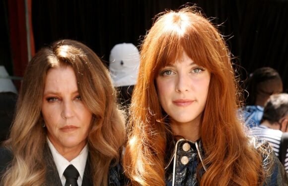 Riley Keough's Family 'In Awe' of Her Strength After Mom Lisa Marie's Death