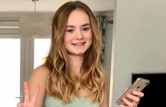 Skipper is cleared of killing girl, 15, after speedboat smashed into buoy on family day out | The Sun