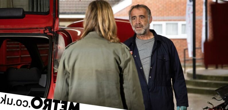 Spoilers: Heart attack horror for Kevin in Coronation Street