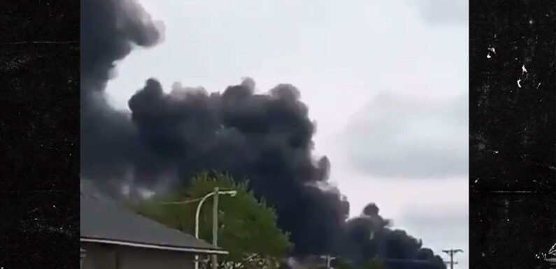 Train Derails in Iowa, Mass Evacuations Underway as Fire Grows